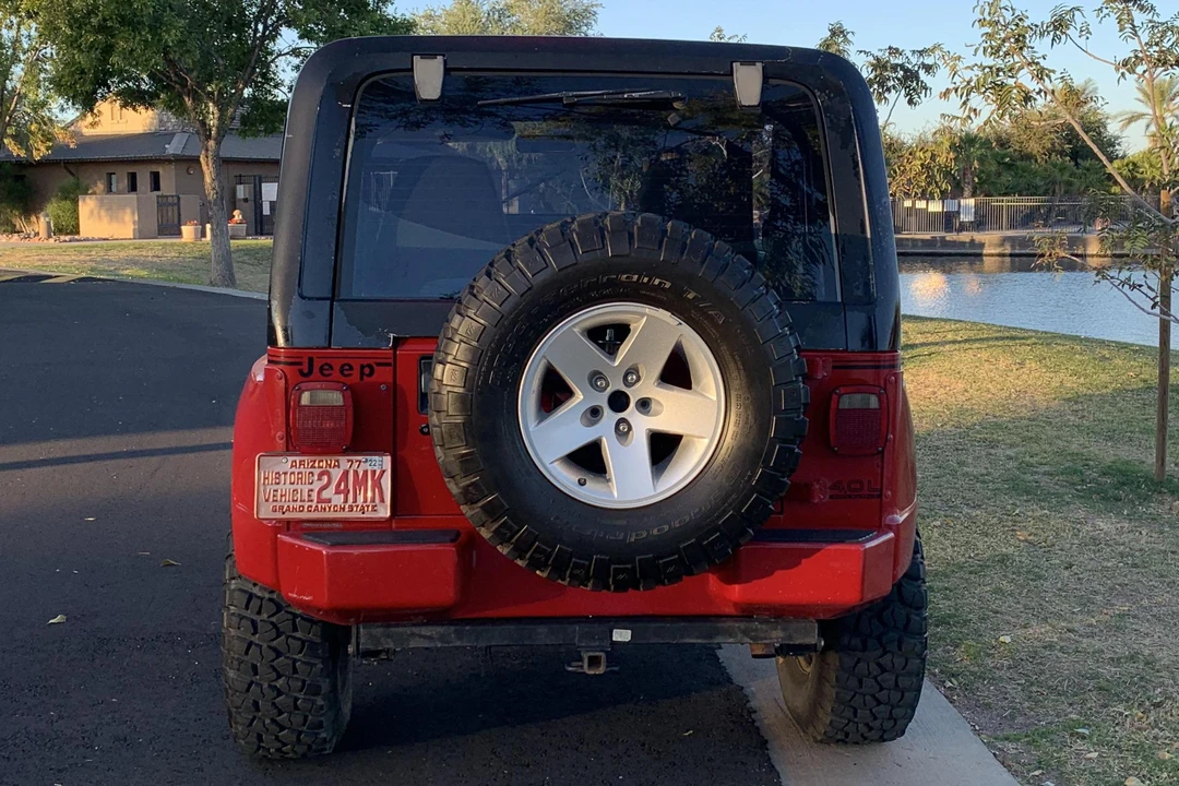 1993 Jeep YJ Wrangler - Image 5 of 31