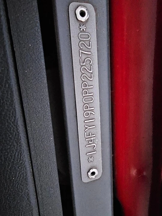 1993 Jeep YJ Wrangler - Image 3 of 4