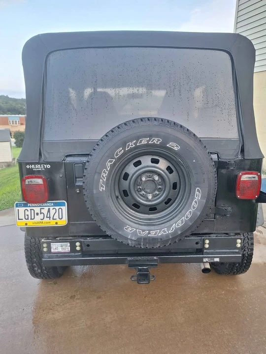 1993 Jeep YJ Wrangler - Image 9 of 10