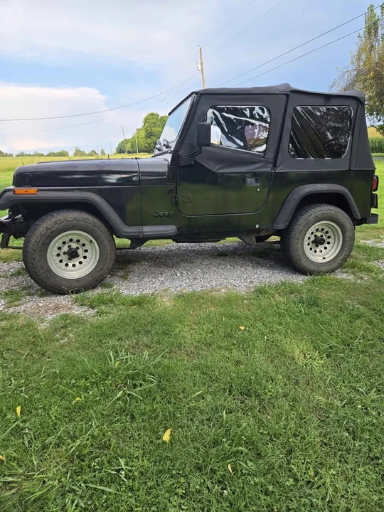 1993 Jeep YJ Wrangler - Image 4 of 6