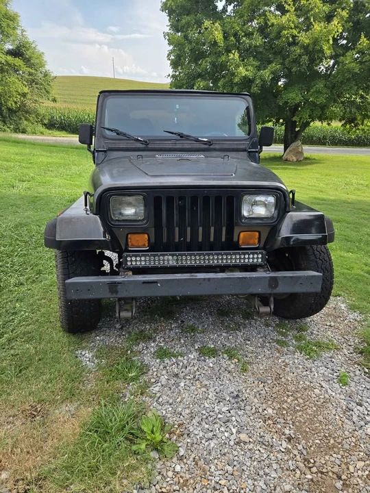 1993 Jeep YJ Wrangler - Image 2 of 6