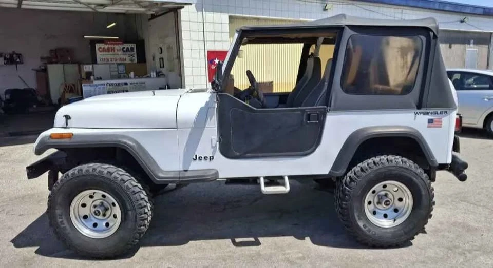 1993 Jeep YJ Wrangler - Image 3 of 14