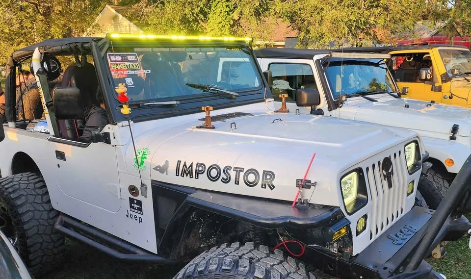 1993 Jeep YJ Wrangler - Image 2 of 2