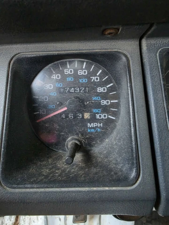 1993 Jeep YJ Wrangler - Image 4 of 5