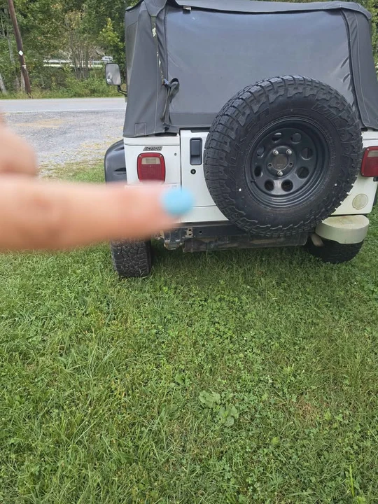 1993 Jeep YJ Wrangler - Image 5 of 5