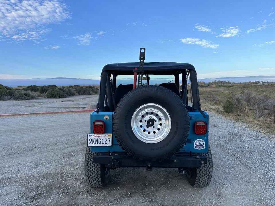 1993 Jeep YJ Wrangler - Image 14 of 31