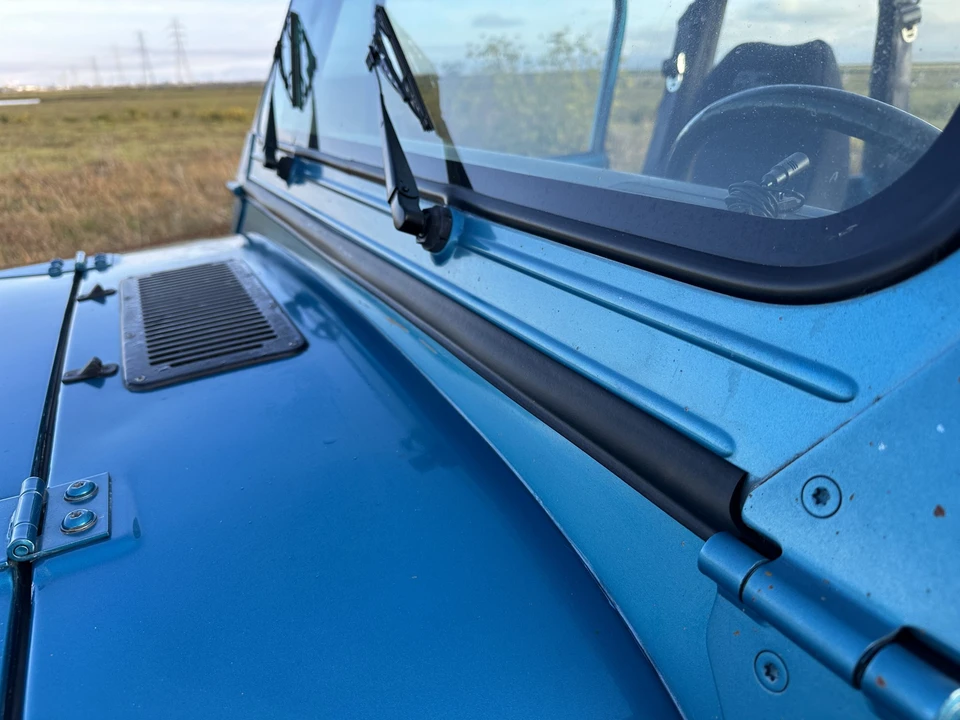1993 Jeep YJ Wrangler - Image 22 of 31