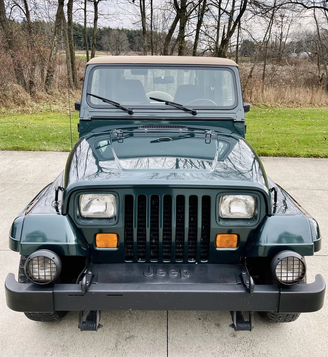 1993 Jeep YJ Wrangler - Image 9 of 31