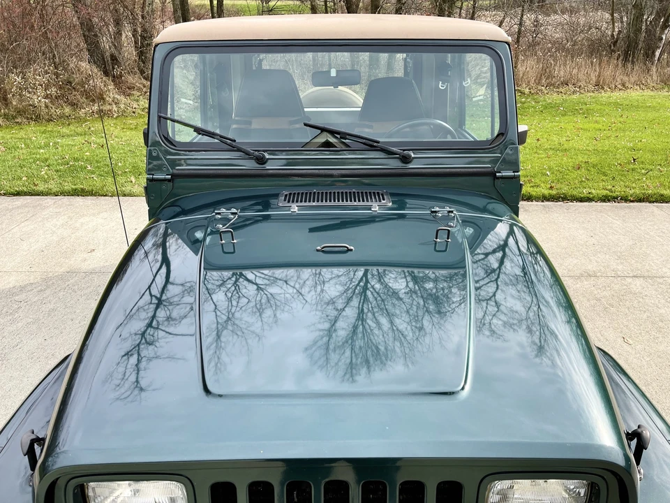 1993 Jeep YJ Wrangler - Image 18 of 31
