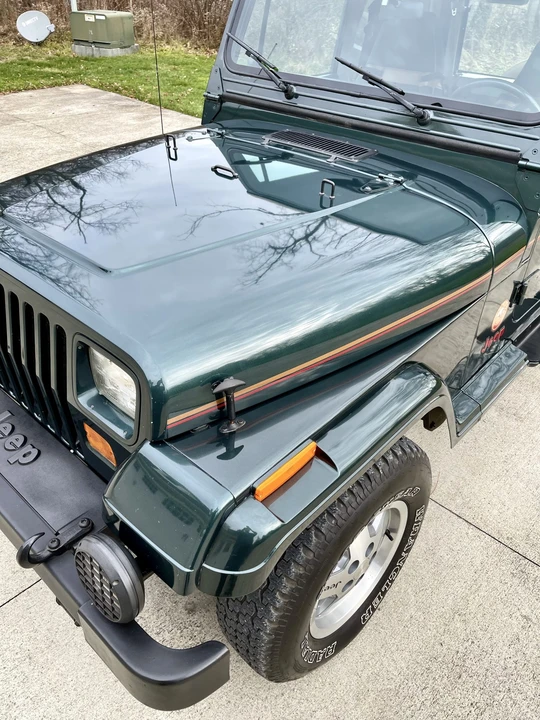 1993 Jeep YJ Wrangler - Image 21 of 31