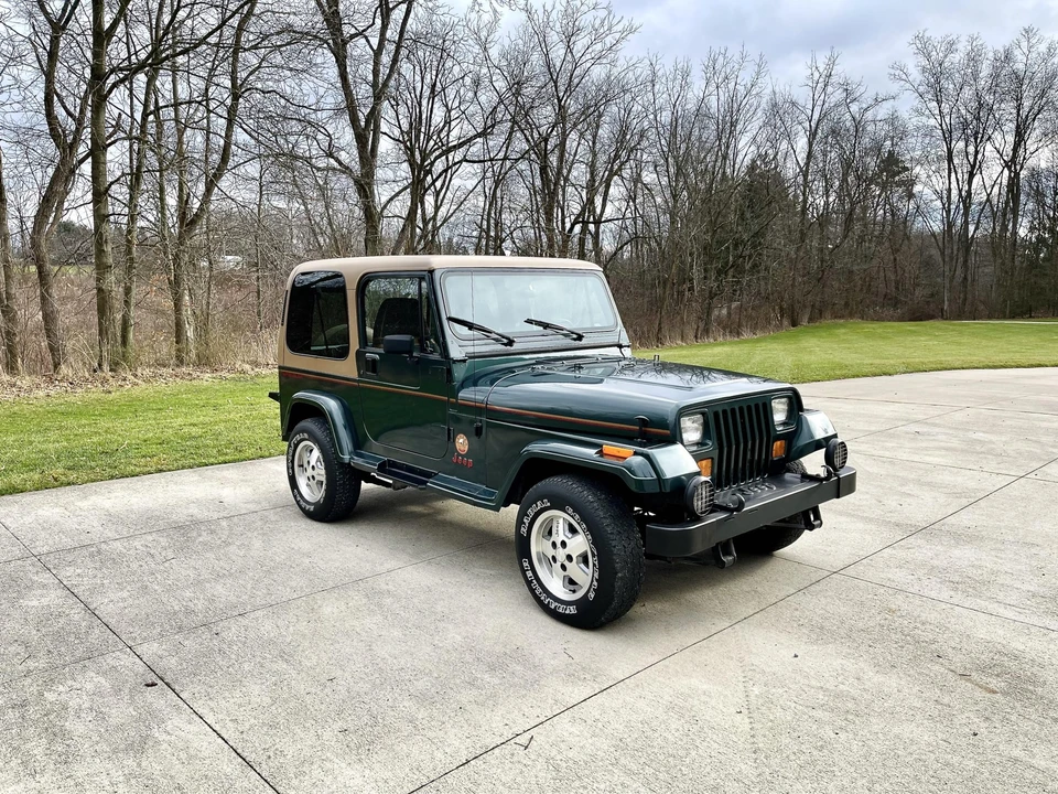 1993 Jeep YJ Wrangler - Image 3 of 31