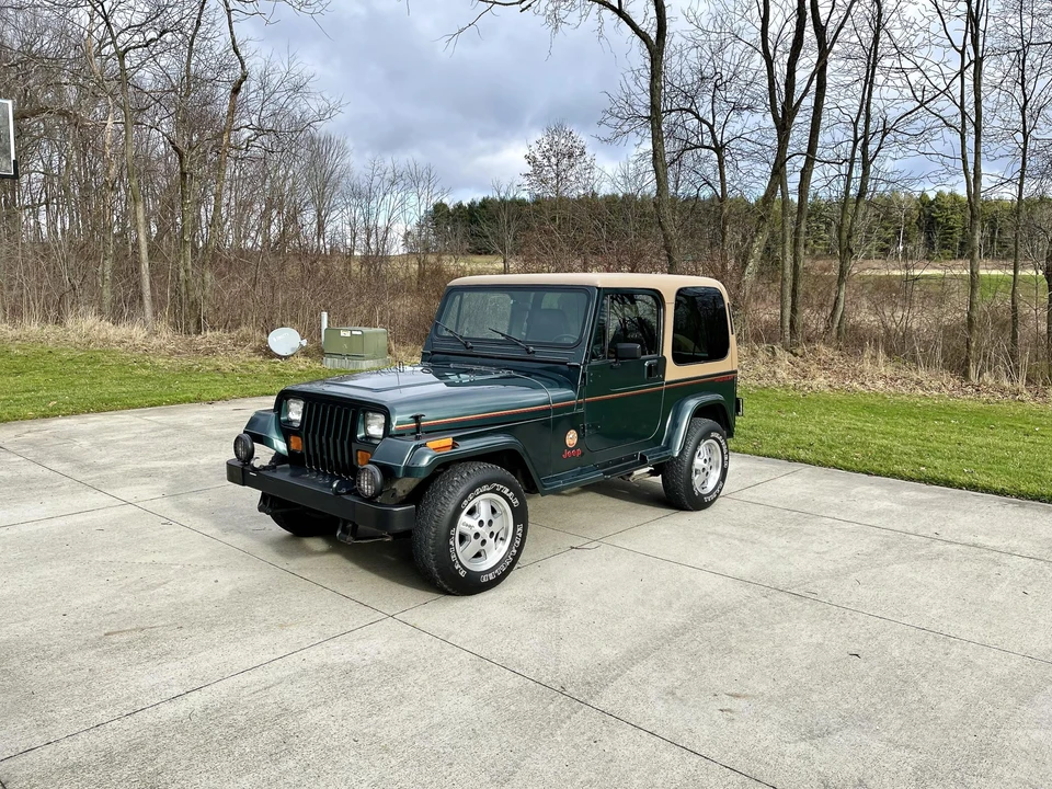 1993 Jeep YJ Wrangler - Image 2 of 31