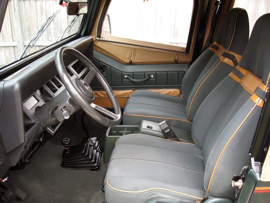 1993 Jeep YJ Wrangler - Image 3 of 5