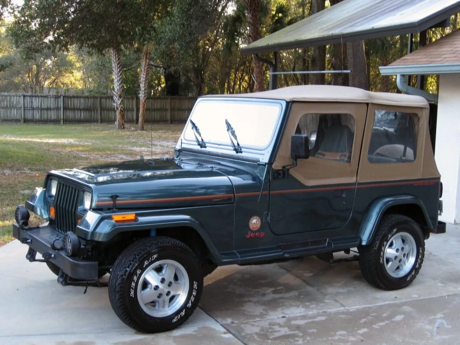 1993 Jeep YJ Wrangler - Image 5 of 5