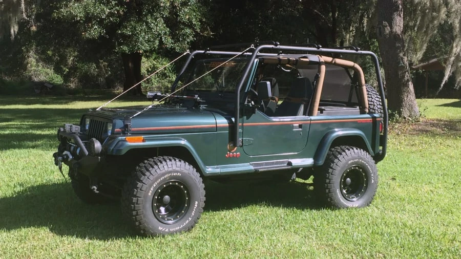 1993 Jeep YJ Wrangler - Image 3 of 12