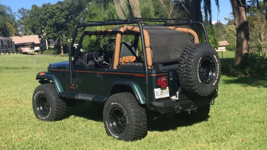 1993 Jeep YJ Wrangler - Image 10 of 12