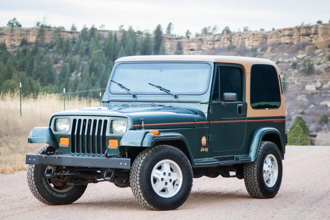 1993 Jeep YJ Wrangler - Image 5 of 31