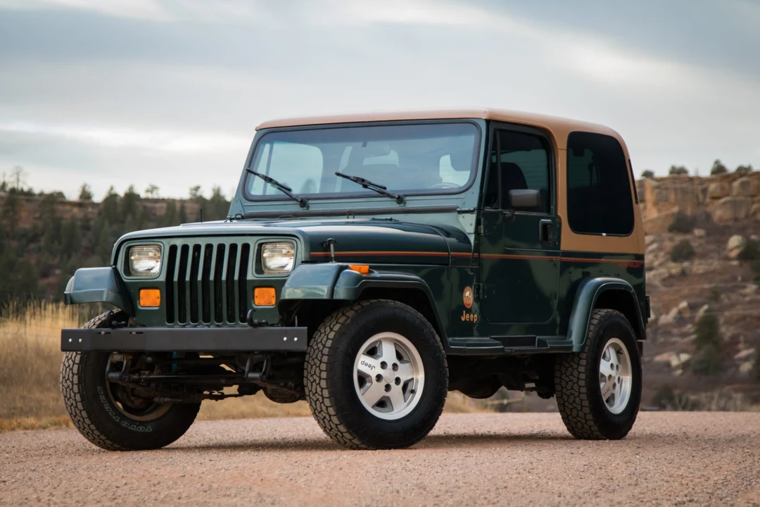 1993 Jeep YJ Wrangler - Image 7 of 31