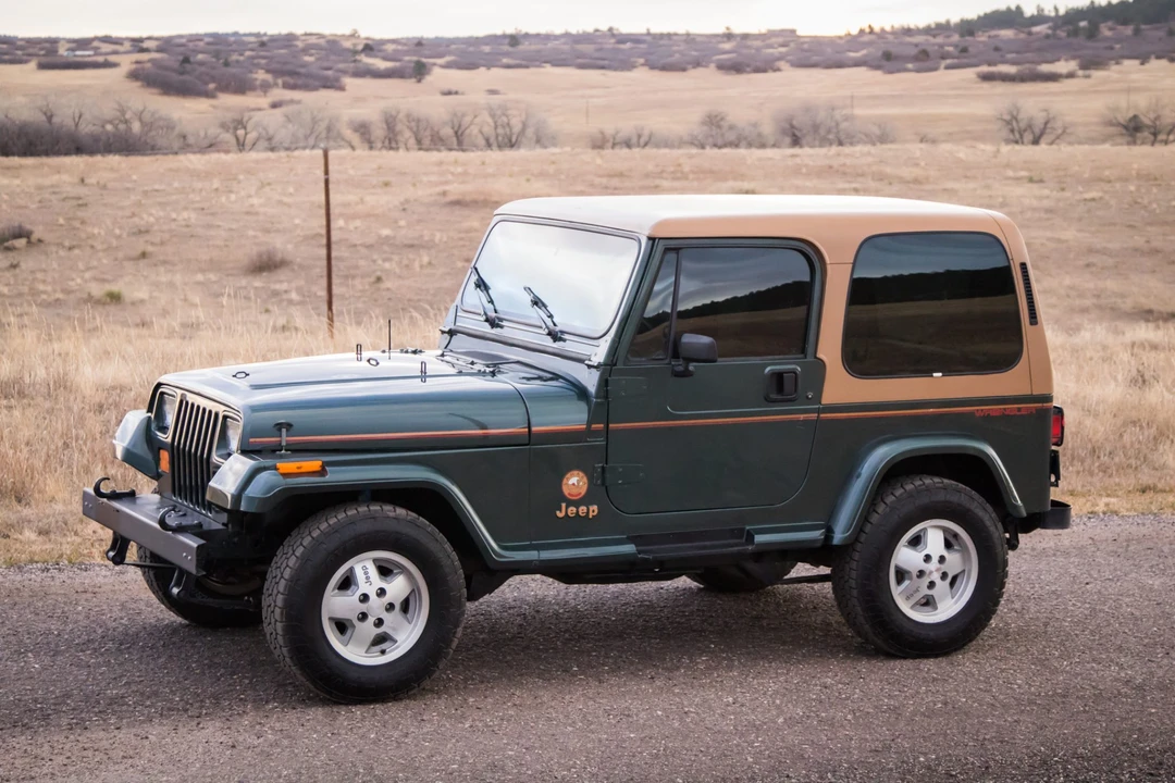 1993 Jeep YJ Wrangler - Image 17 of 31
