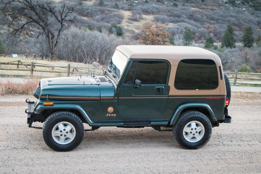 1993 Jeep YJ Wrangler - Image 25 of 31