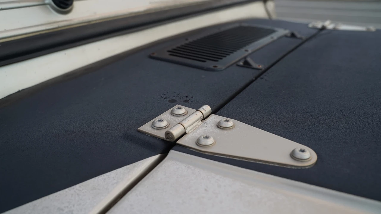 1993 Jeep YJ Wrangler - Image 30 of 31