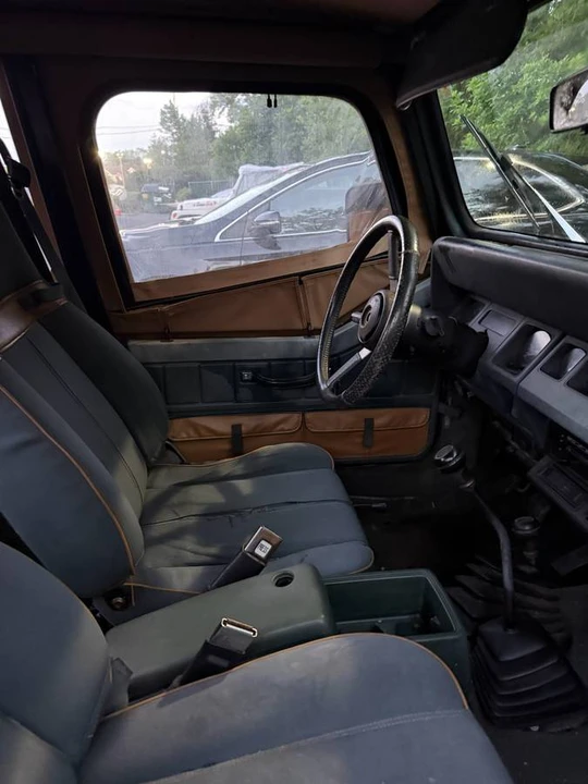 1993 Jeep YJ Wrangler - Image 11 of 22