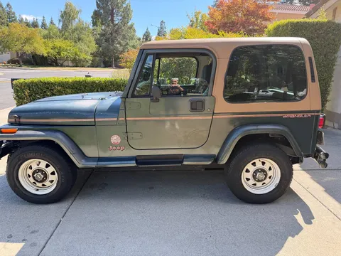 1993 Jeep Wrangler Sahara 4x4 5-Speed