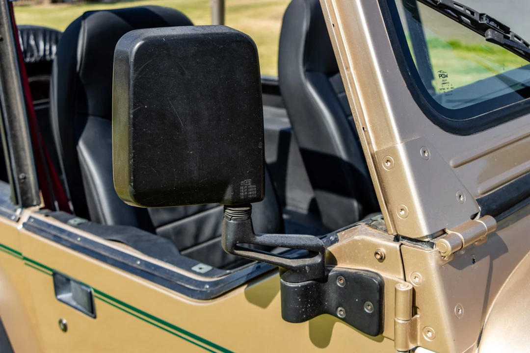 1993 Jeep YJ Wrangler - Image 29 of 31