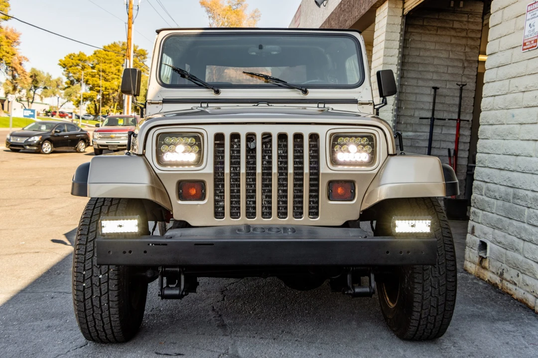 1993 Jeep YJ Wrangler - Image 22 of 31
