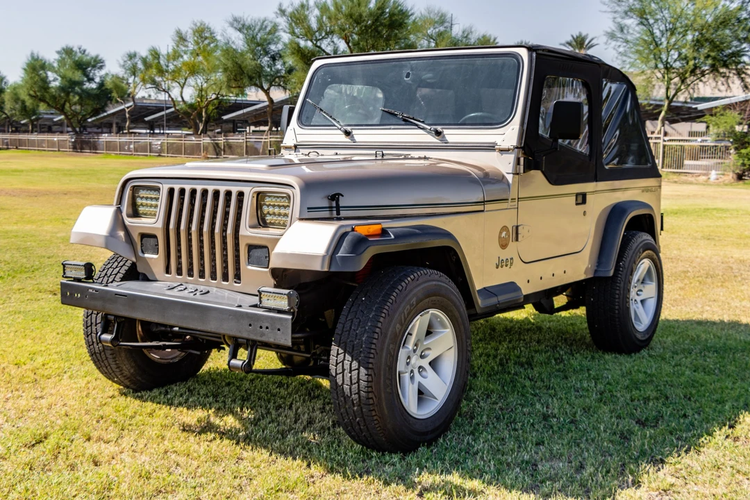 1993 Jeep YJ Wrangler - Image 3 of 31