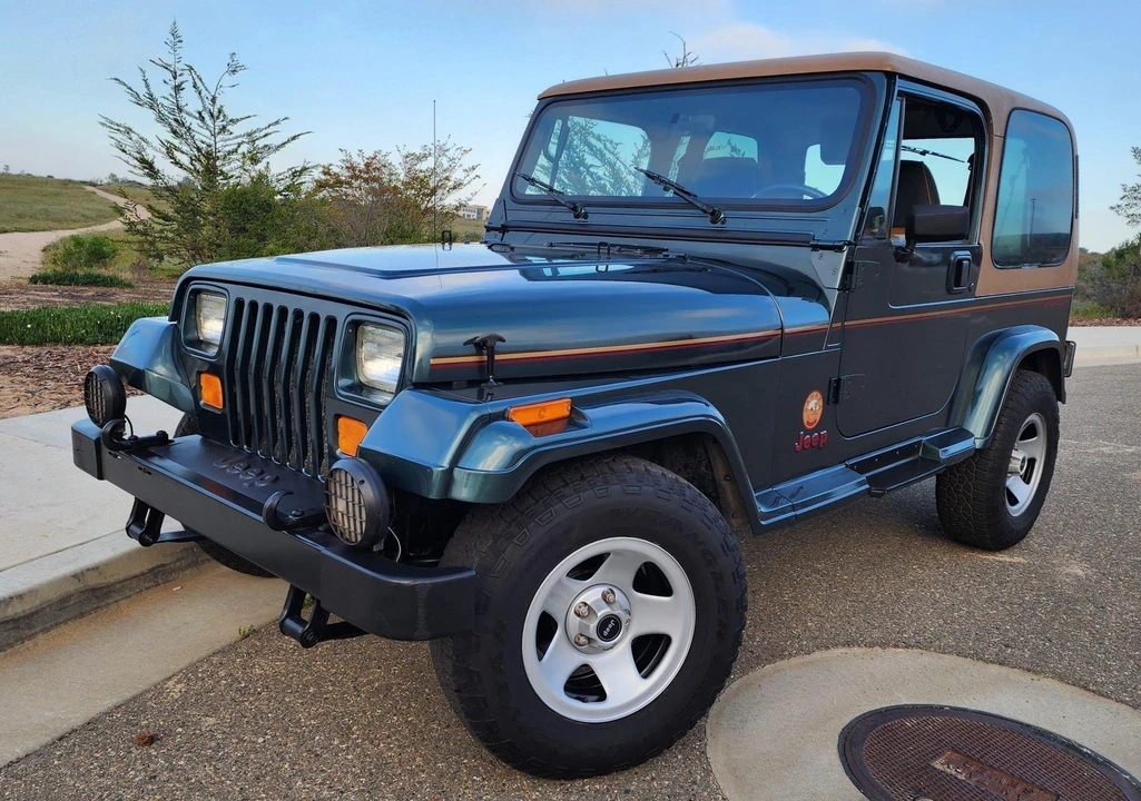 1993 Jeep YJ Wrangler - Image 2 of 31