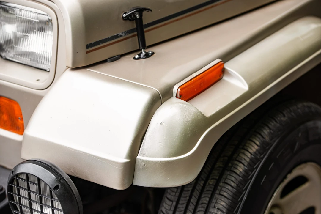 1993 Jeep YJ Wrangler - Image 20 of 31