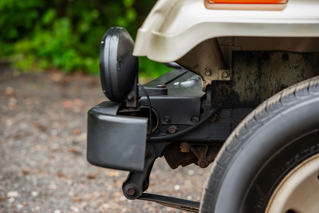 1993 Jeep YJ Wrangler - Image 18 of 31