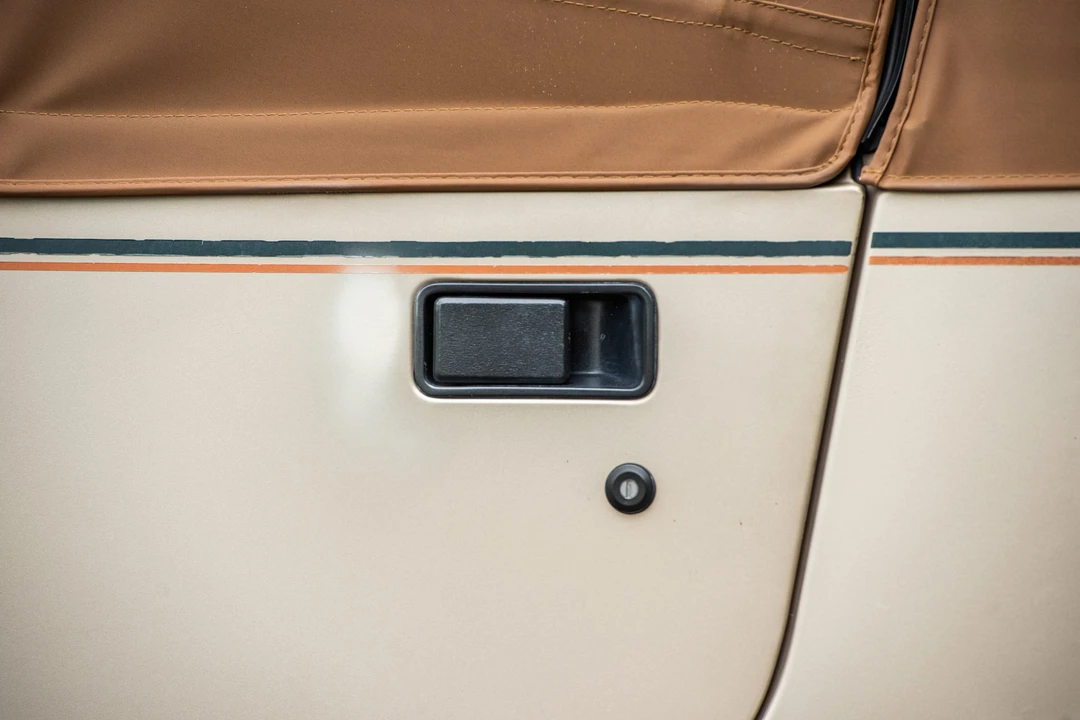 1993 Jeep YJ Wrangler - Image 24 of 31