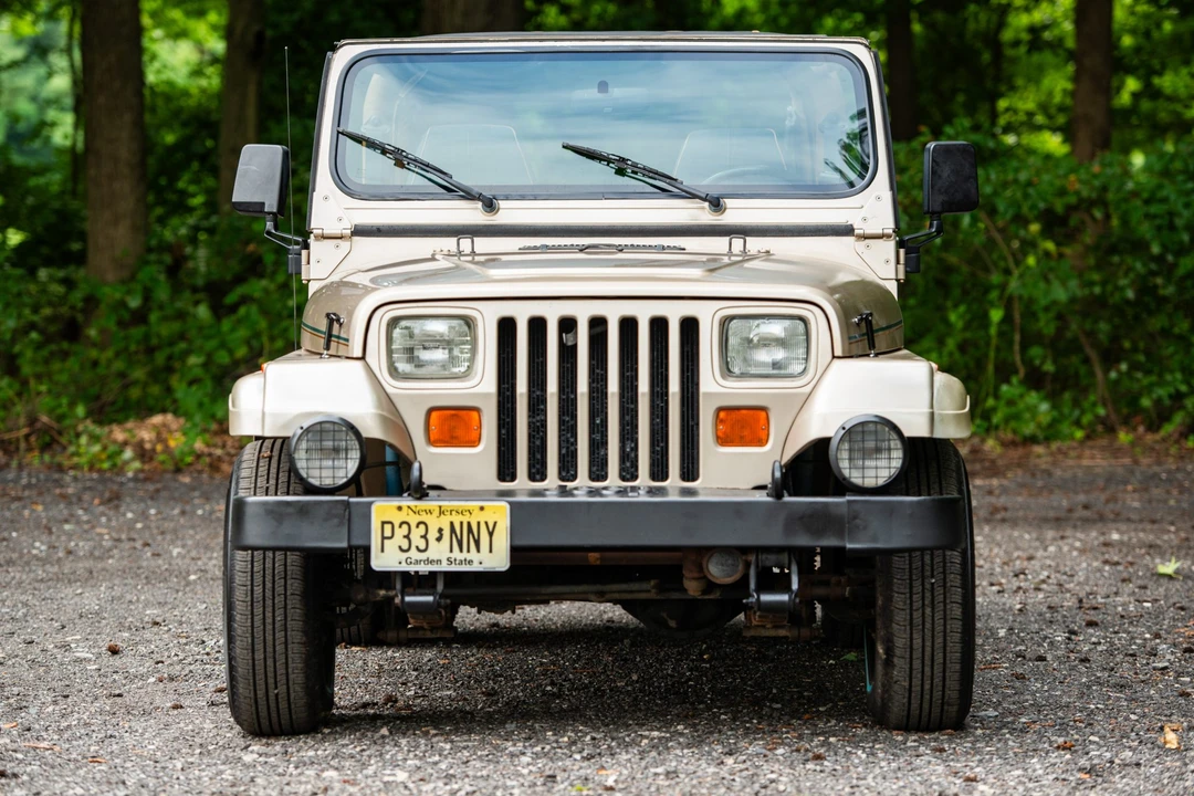 1993 Jeep YJ Wrangler - Image 3 of 31