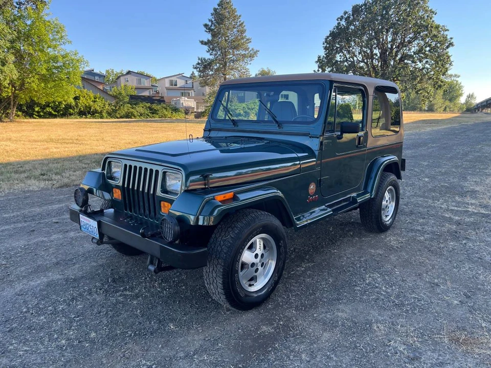 1993 Jeep YJ Wrangler - Image 4 of 15