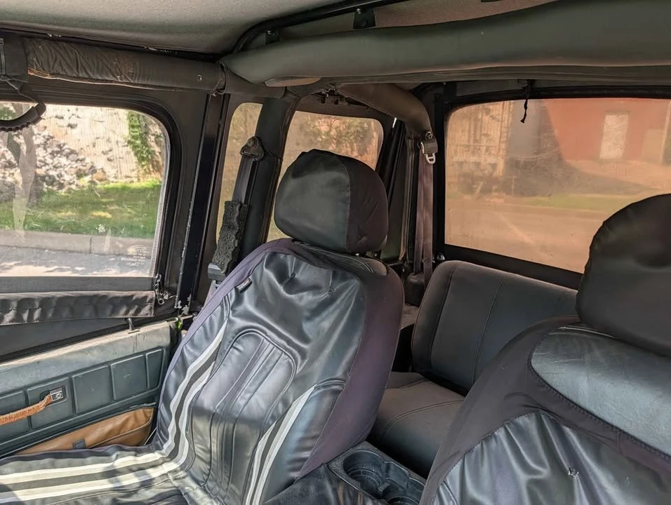 1993 Jeep YJ Wrangler - Image 3 of 10