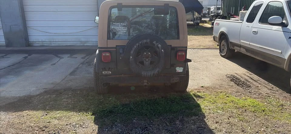 1993 Jeep YJ Wrangler - Image 2 of 2