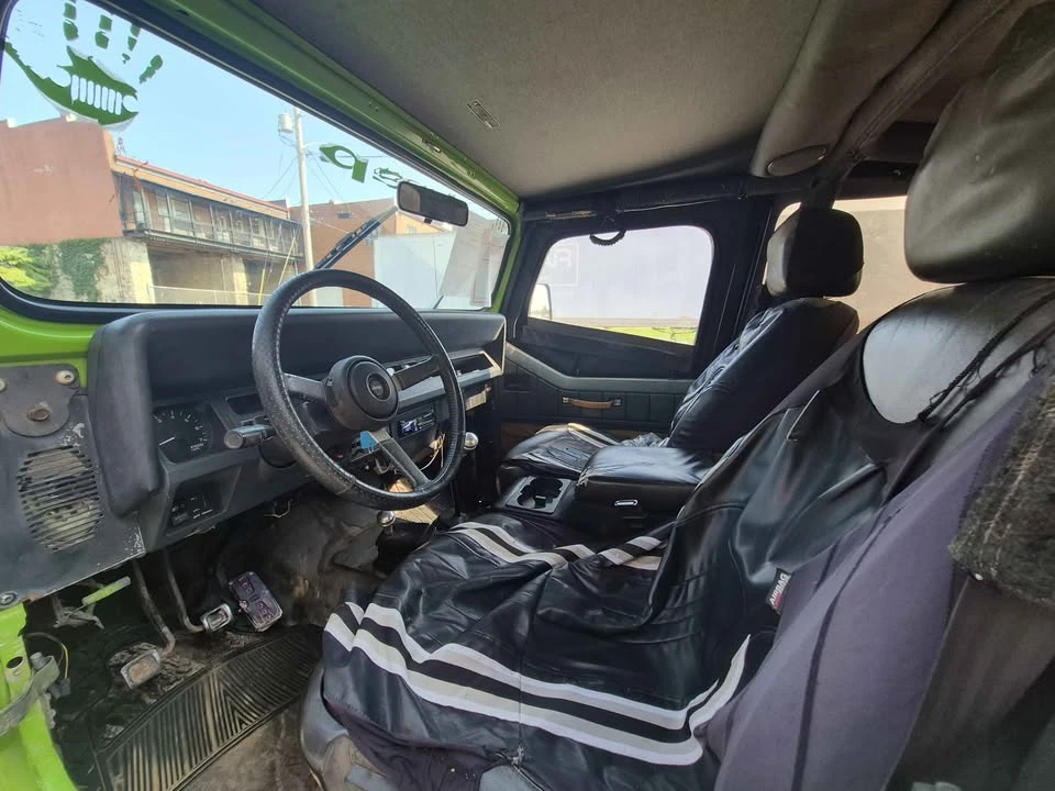 1993 Jeep YJ Wrangler - Image 7 of 10