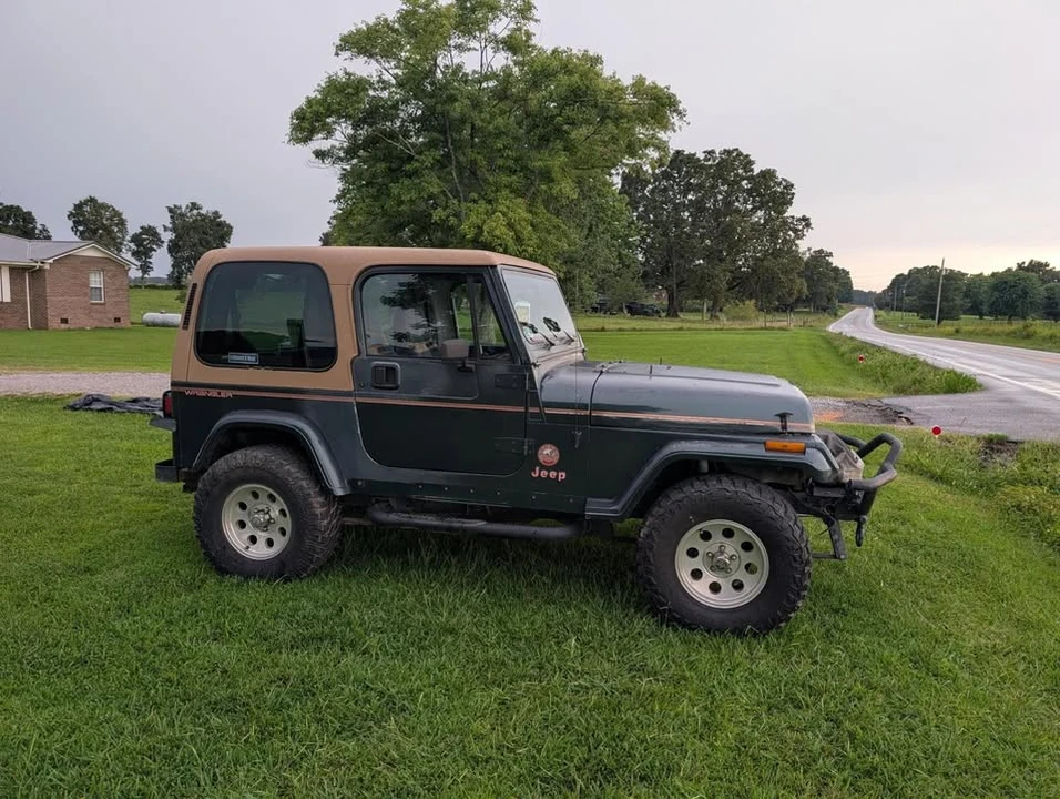 1993 Jeep YJ Wrangler - Image 8 of 8