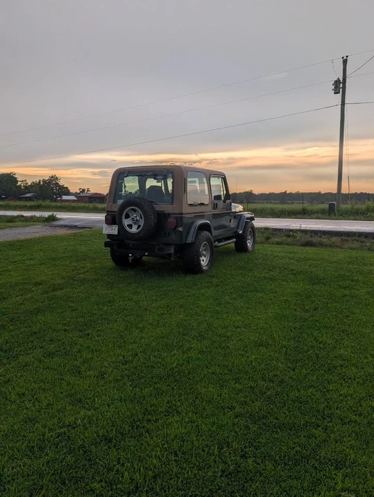 1993 Jeep YJ Wrangler - Image 6 of 8