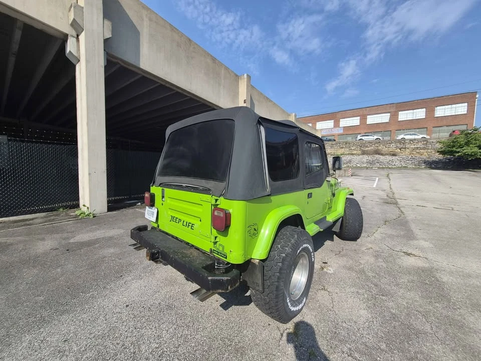 1993 Jeep YJ Wrangler - Image 3 of 10