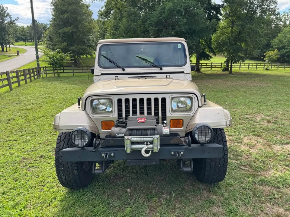 1993 Jeep YJ Wrangler - Image 5 of 10