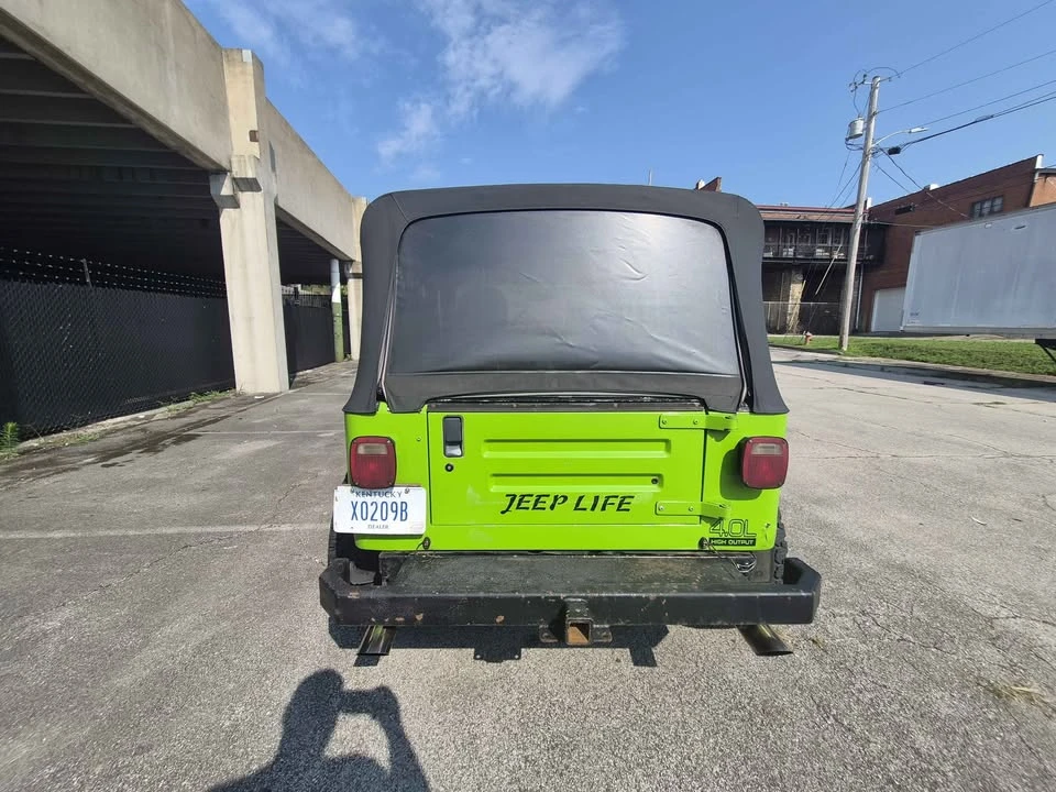 1993 Jeep YJ Wrangler - Image 4 of 10