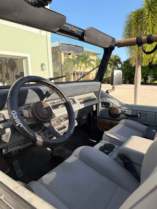 1993 Jeep YJ Wrangler - Image 8 of 9