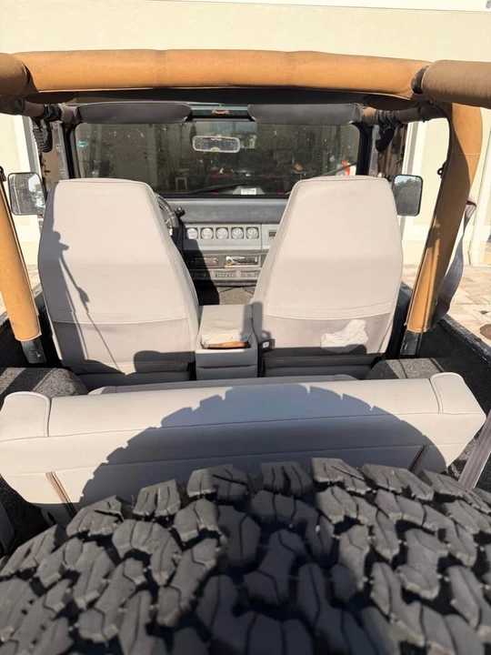 1993 Jeep YJ Wrangler - Image 7 of 9