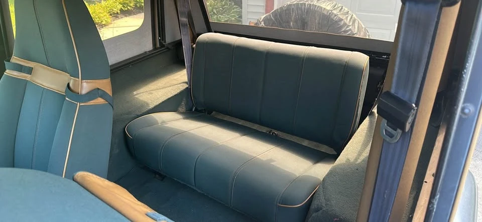 1993 Jeep YJ Wrangler - Image 6 of 13