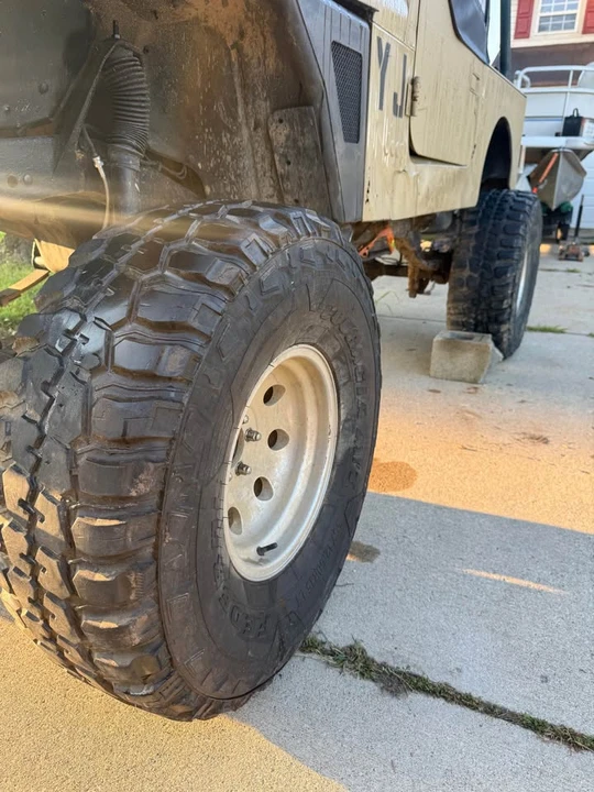 1993 Jeep YJ Wrangler - Image 10 of 11