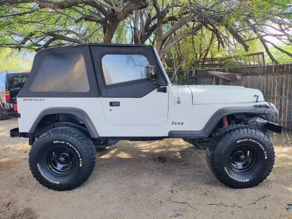 1993 Jeep YJ Wrangler - Image 4 of 4