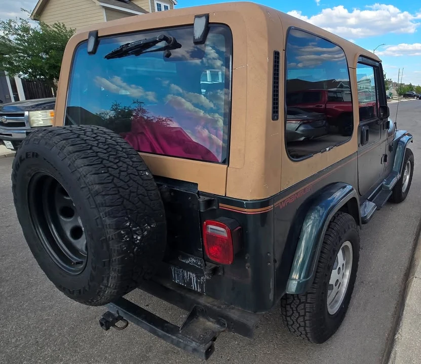 1993 Jeep YJ Wrangler - Image 3 of 3